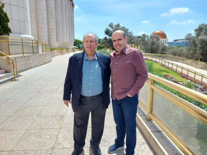 Pastor Lamartine Posella visita o Templo de Salomão
