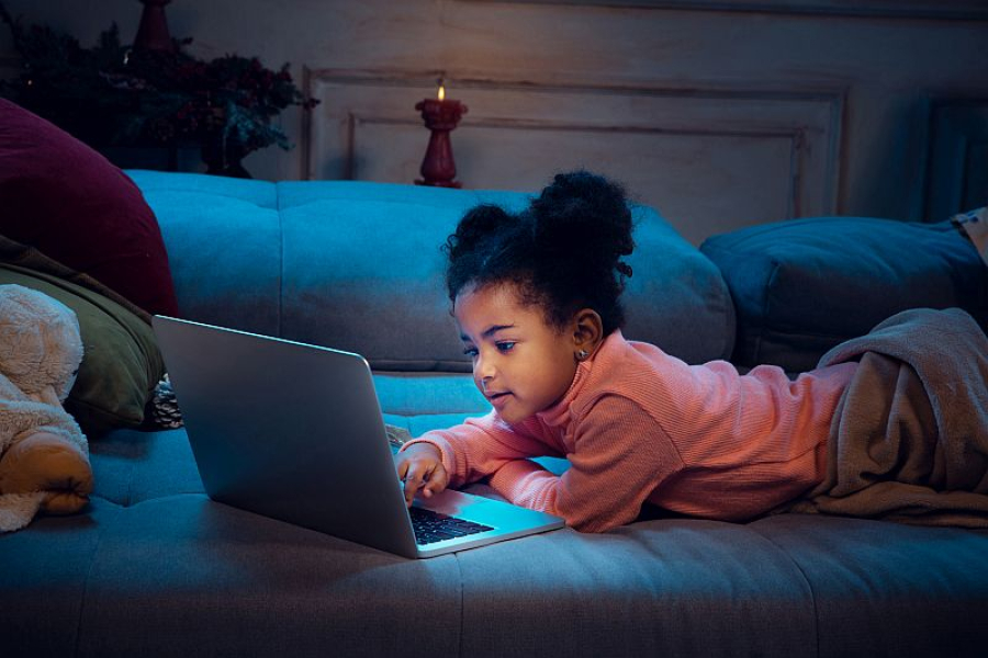 95% das crianças e adolescentes acessam internet. Veja os riscos