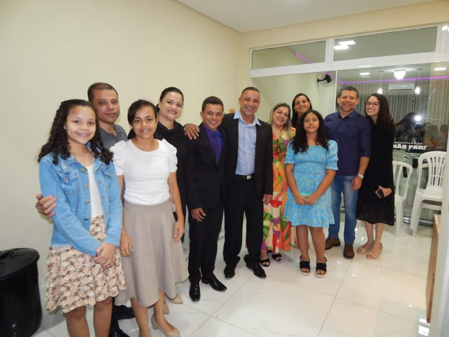 Ações de Graças promovida pela Igreja Missionária O Reino não Para